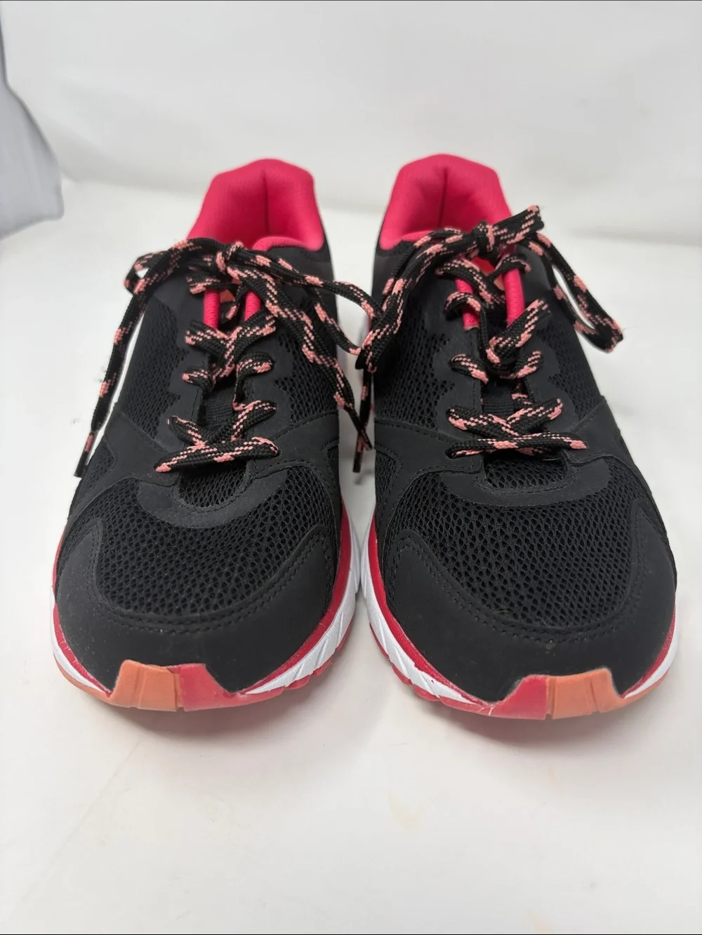 Vionic Black Sneakers with Pink and Coral Accents Size 9.5 Excellent Condition